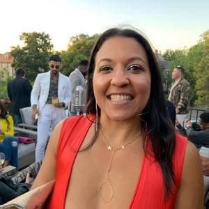 Meet your Posher, Nicole